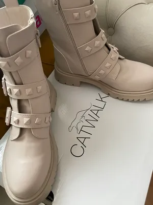 بوت جديد ماركة catwalk مقاس 39