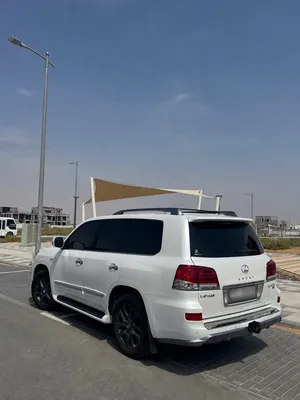Used Lexus LX in Al Ain