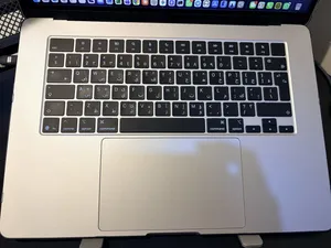 MacBook Air 15 M5 · 24GB · 1TB · Silver · like new · 28 cycles · 100% battery