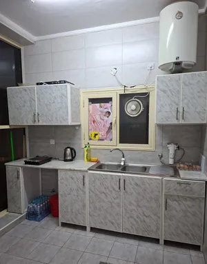 1 bedroom stay alone. Share lounge, kitchen bathroom