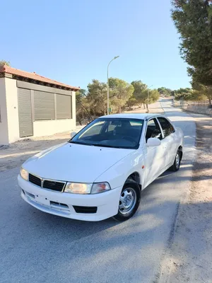 ميتسوبيشي لانسر 1999 ستاندر جير عادي مرخصة سنة كاملة