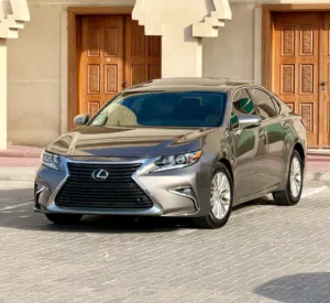 Used Lexus ES in Sharjah