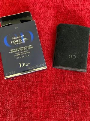 بودرة ديور الأصلي Compact Diorskin Forever - درجة 022 (تغطية مثالية مع حماية SPF 25)