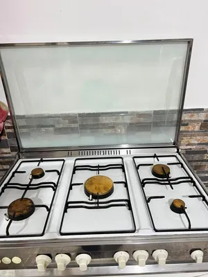 مجموعة أغراض للبيع