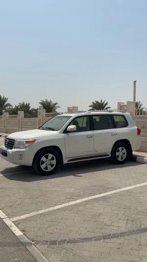 لاندكروزر استيشن