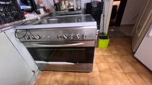 HOOVERS OVER PAN