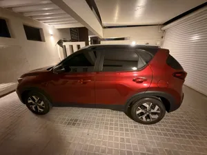 Used Kia Sonet in Abu Dhabi