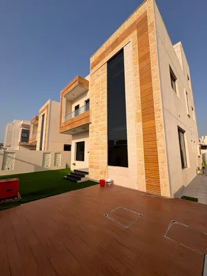 فيلا فاخره واجهه حجر بالكامل  4 غرف مع غرفة خادمه