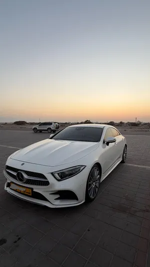 مرسيدس بنز CLS 350 موديل 2020 لون أبيض فئة خليجية منظم وكامل المواصفات