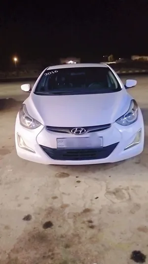 Used Hyundai Avante in Mafraq