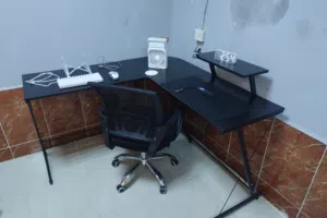 Brand New gaming setup all in excellent condition selling for cheap Table (sold) READ DESCRIPTION!!!