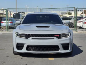 دودج تشارجر موديل 2021 وارد امريكي شاسيه ايرباكات الوكاله محرك V6 3.6 بحاله ممتازه جاهز للتسجيل