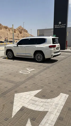 Used Toyota Land Cruiser in Al Ain
