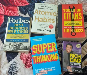 5 Business and Self-help Books Bundle in Brand new Condition