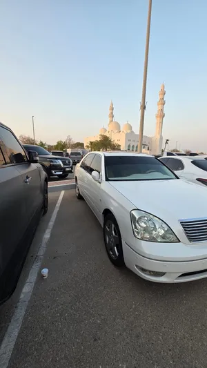 Used Lexus LS in Abu Dhabi