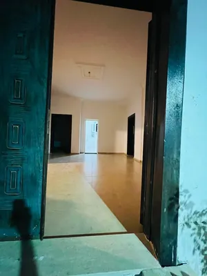 منزل ارضي نضيف