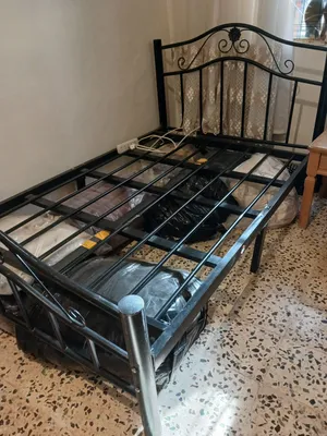 سرير حديد للبيع