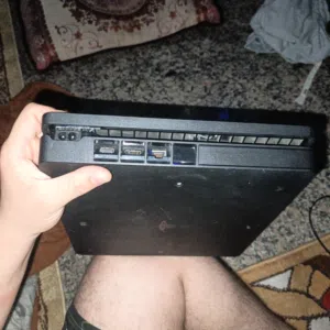 ابليستيشن 4 اسلم