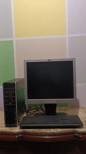 عدد 4 اجهزة كمبيوتر كامل