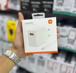 شاحن كامل Xiaomi الأصلي بقوة 67W