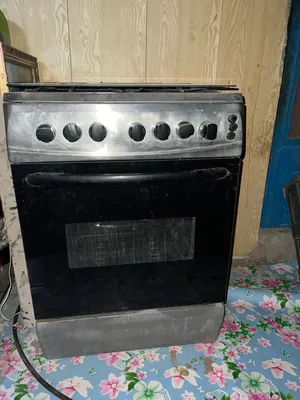 طباخ شغال وناره تخبل هوه والفرن شغال كلش نضيف سعر 125