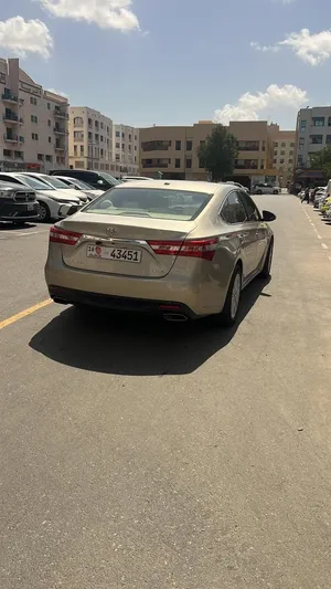 Used Toyota Avalon in Dubai