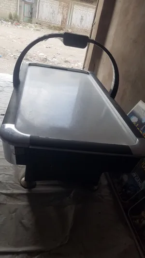 طاولة هوكي مستعمل شهرين فقط