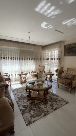 شقة فاخرة للبيع