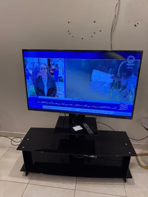 بيع شاشه وكامل اغراضها