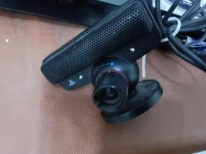 كمره للبلايستيشن المتوفر 2 قطعه
