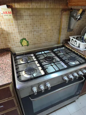 AKAI 5-Burner Freestanding Gas Cooker with Oven – Stainless Steel