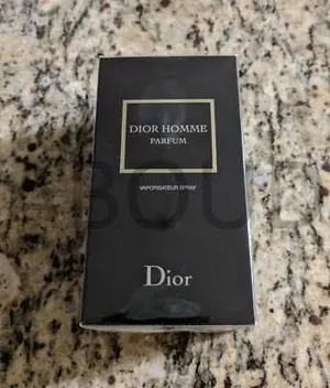 عطور فاخره فرنسيه بأفضل الاسعار