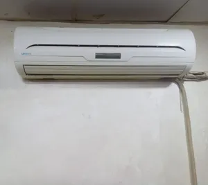 مكيف هواء طن ونص شغال حامي وبارد بعدو راكب بحالة ممتازة للبيع