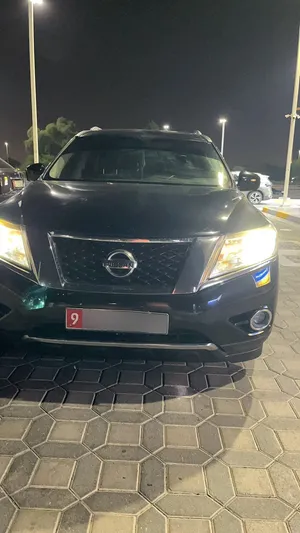 Nissan Pathfinder American specs
