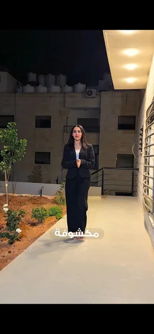 فرصه مميزه للبيع شقه شبه ارضي مساحه 380 متر