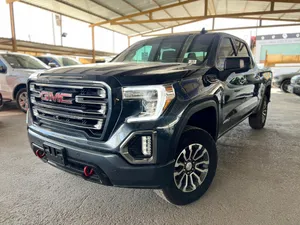 GMC SIERRA 2021 DIESEL ديزل — قوة وأداء واقتصادية بالاستخدام كلين تايتل