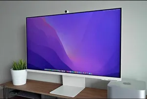 Samsung 32 M8 M8OF Smart Monitor (AI & Smart Features)