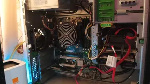 كمبيوتر مكتبي للبيع بسعر حرق