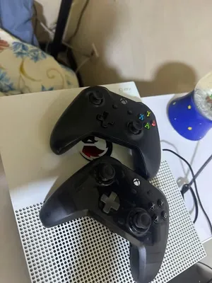 Xbox One S للبيع
