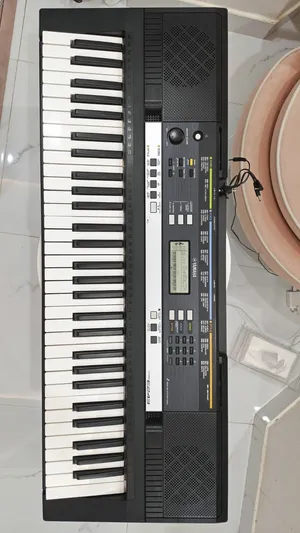 Yamaha psrE242