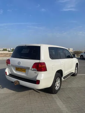 Used Toyota Land Cruiser in Muscat