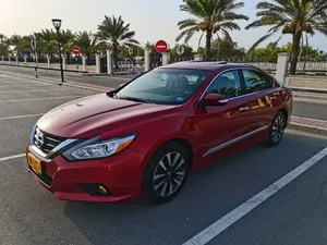 Used Nissan Altima in Al Batinah