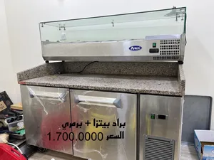براد بيتزا مرمر+ برمري علوي +فتاحة عجين جدد اسعتمال 4اشهر فقط نضافة تامة