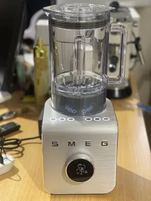 Smeg blender Black Matte. Never Been Used. BLC02. For sell