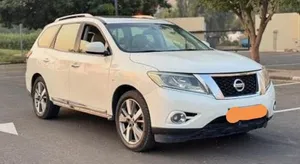 Used Nissan Pathfinder in Muscat
