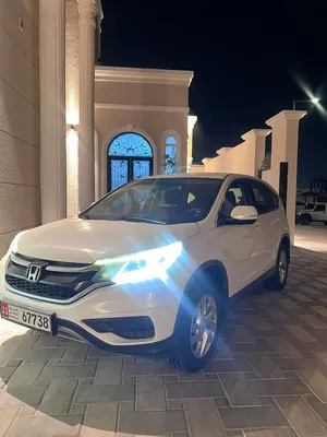 Honda CR-V 2016 GCC Family car full option and Accidents