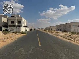 ارض للبيع بالزاهيه سكنى استثمارى ثانى قطعه من شارع الرئيسي