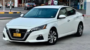 Used Nissan Altima in Al Batinah
