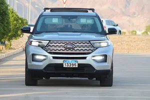 Used Ford Explorer in Al Dakhiliya