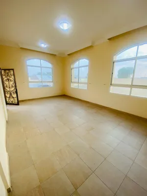 500 m2 4 Bedrooms Villa for Rent in Al Ain Al Bateen